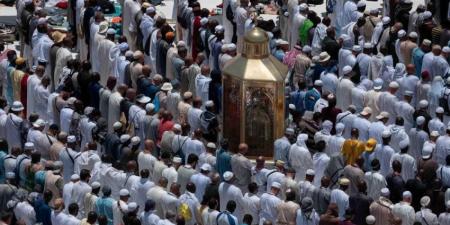 الحجاج المتعجلون يؤدون طواف الوداع بيسر وطمأنينة - الكويت الاخباري