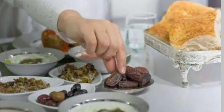 من أين يبدأ من أراد صيام الايام القمرية بشهر ذى الحجة #الأيام_القمرية #ذي_الحجة #يوم_13 #دار_الإفتاء #صيام_السنة #أيام_التشريق #السنة_النبوية #عبادات_موسمية #فضائل_الصيا - الكويت الاخباري