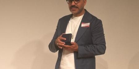 الشاعر محمد رفاعي يحصل على العضوية الدائمة من جمعية المؤلفين والملحنين الفرنسية - الكويت الاخباري