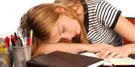 كيف يؤثر النوم الجيد على أداء طلاب الثانوية العامة في الامتحانات؟ #حظك_اليوم #توقعات_الابراج #الابراج_الفلكية #الابراج #الابراج_اليوم #ابراج_اليوم #الابراج_النارية #الابراج_الهوائية #الابراج_الترابية #الابراج_المائية #الجمهورية_أون_لاين - الكويت الاخباري