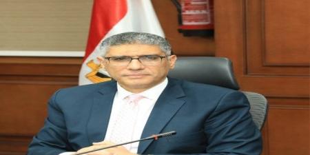 محافظ الجيزة يُهنئ أوائل الشهادتين الابتدائية والإعدادية الأزهرية - الكويت الاخباري
