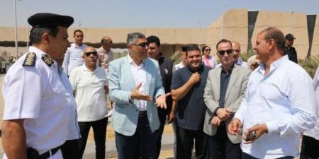 «الجيزة تتأهب للافتتاح العالمي».. محافظ الجيزة يتابع اللمسات النهائية لطرق المتحف المصري الكبير - الكويت الاخباري
