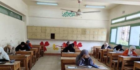 رئيس منطقة القليوبية الأزهرية يتفقد لجان امتحانات الشهادة الثانوية - الكويت الاخباري