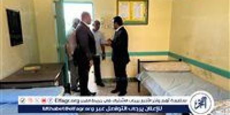 نائب محافظ قنا يتفقد استراحات المراقبين استعدادًا لامتحانات الثانوية العامة - الكويت الاخباري