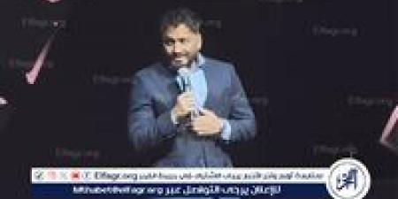 بالفيديو ..تامر حسني لجمهور الكويت : هتقوني علشان اغني ..انتوا عارفين الظروف - الكويت الاخباري