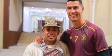 هل أسلم إلتون خوسيه بعد صورته مع المصحف؟.. لاعب النصر السعودي السابق يفاجئ الجماهير - الكويت الاخباري