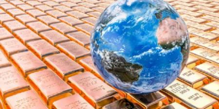 البنوك المركزية تزيد احتياطات الذهب وتقلّص الاعتماد على الدولار - الكويت الاخباري