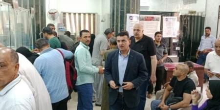 سكرتير عام الدقهلية يقوم بزيارة مفاجئة لمدينة ميت غمر لتفقد مستوى الخدمات - الكويت الاخباري