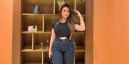ببطن مكشوف.. سارة سلامة تثير الجدل بإطلالتها الجديدة - الكويت الاخباري