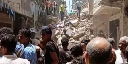 انتشال 3 مصابين من تحت أنقاض العقار المنهار في حدائق القبة - الكويت الاخباري
