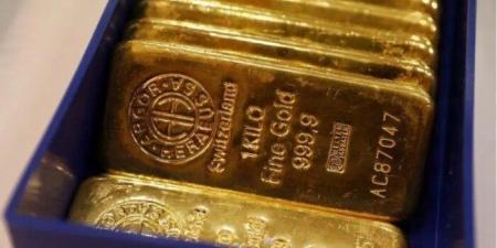 ارتفاع الدولار يضغط على سعر الذهب.. والأونصة تخسر 0.6% - الكويت الاخباري