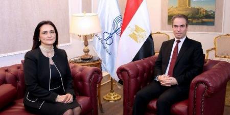 القومي للمرأة يهنئ دينا نبيل عثمان برئاسة قناة النيل الدولية - الكويت الاخباري
