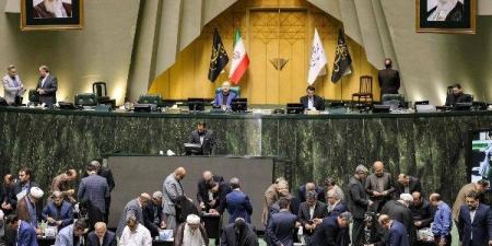 بعد الهجوم على منشآتها النووية.. إيران تلوح بالانسحاب من معاهدة حظر الانتشار النووي - الكويت الاخباري
