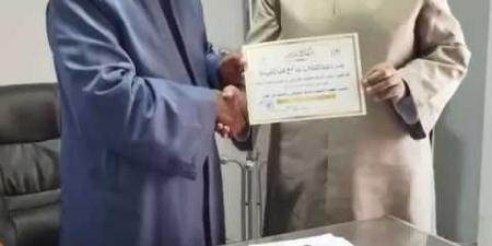 تكريم إمام مسجد الخالدين بسفاجا كإمام مثالي على مستوى البحر الأحمر - الكويت الاخباري