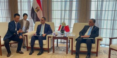 وزير الاستثمار يعقد لقاءات مكثفة مع عدد من الشركات الصينية  - الكويت الاخباري