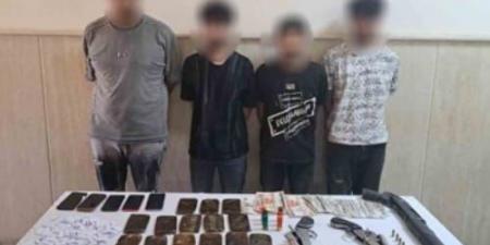 كمين أمني يطيح بتشكيل عصابي بحوزته حشيش وهيروين وأسلحة نارية في العبور - الكويت الاخباري