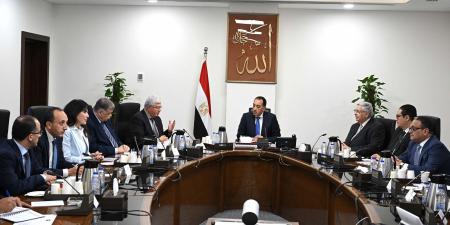رئيس الوزراء يستعرض نتائج التعاون بين جامعة أكسفورد ومستشفى 50050 - الكويت الاخباري
