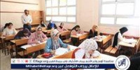 بدء امتحان الفيزياء لشعبة علمي والتاريخ للأدبي لطلاب الثانوية العامة "نظامين الجديد والقديم" - الكويت الاخباري