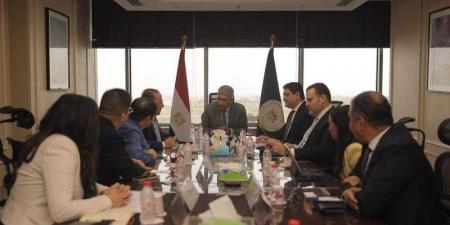 وزير السياحة يبحث مع أحد الشركات الصينية الرائدة في مجال البواخر السياحية سبل تطوير منتج السياحة النيلية في مصر - الكويت الاخباري