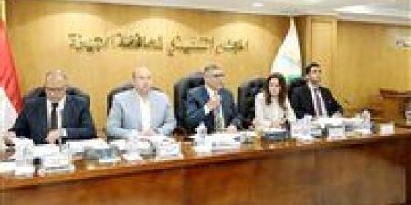 محافظ الجيزة يشدد على سرعة البت في شكاوى المواطنين وتحقيق الاستجابة الفورية - الكويت الاخباري