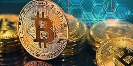 بعد ضبط متورطين..يتجدد الجدل حول حُكم تداول العملات الرقمية #العملات_الرقمية #بيتكوين #فتاوى_الإفتاء #الاقتصاد #حرام_شرعًا #تداول_العملات #دار_الإفتاء #السوق #الوعي_الاقتصادي #منصات_التواصل #الغرر #التعاملات_المالية - الكويت الاخباري