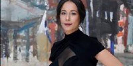 إيه اللي حصل بعد قبلة الزعيم عادل إمام ليكي؟.. الفنانة دنيا ماهر تجيب - الكويت الاخباري