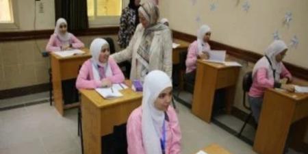 بحد أدنى 260 درجة.. بدء التقديم بمدرسة التمريض باللاهون للبنين بالفيوم غدًا - الكويت الاخباري