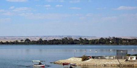 ”جهاز حماية وتنمية البحيرات” يطلق الدفعة الثالثة من يرقات الجمبري في بحيرة قارون ـ الفيوم - الكويت الاخباري
