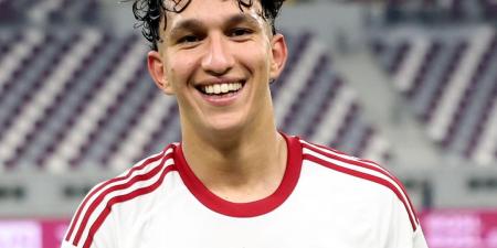 شاهد .. محمد عمر نجم الشمال يحصل على جائزة أفضل لاعب أمام الأهلى - الكويت الاخباري