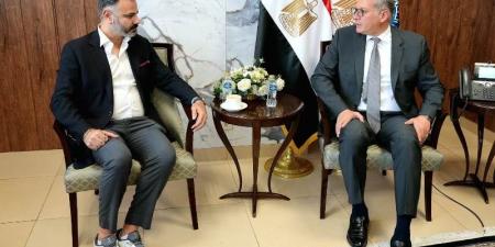 وزير البترول يبحث مع رئيس IRH الإماراتية التعاون في التمويل والتعدين - الكويت الاخباري