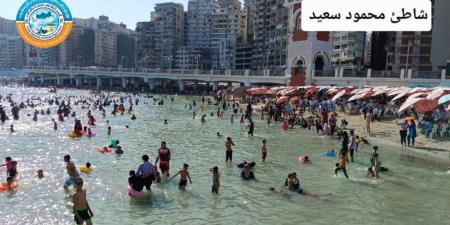 كاملة العدد.. زحام بشواطئ الإسكندرية وتباين ألوان الرايات - الكويت الاخباري