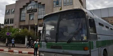 الجزائر تسحب الحافلات المتهالكة بعد "كارثة الوادي" - الكويت الاخباري