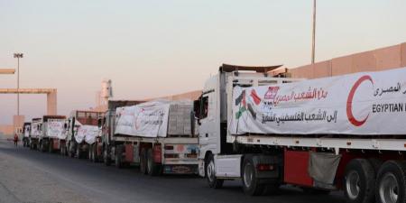 قافلة المساعدات الإنسانية الـ 16 تدخل إلى الفلسطينيين بقطاع غزة - الكويت الاخباري