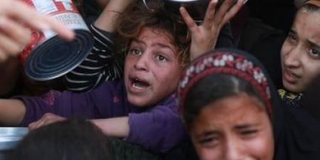 استشهاد 3 فلسطينيين بينهم شهيدان من طالبي المساعدات شمال قطاع غزة - الكويت الاخباري