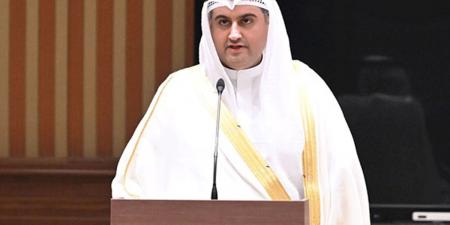 وزير العدل يوقف العمل بالدوام المرن في مراكز الخدمة - الكويت الاخباري