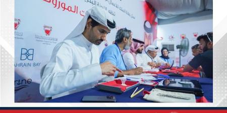 "دانات" يفحص اللآلئ المستخرجة في شوط ناصر بن حمد لمسابقة "الهير" - الكويت الاخباري