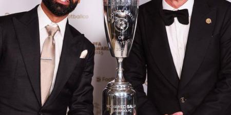 صحف إنجلترا تتغنى بفوز صلاح بجائزة أفضل لاعب في الدوري الإنجليزي - الكويت الاخباري