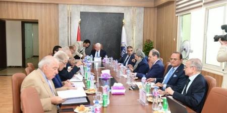محافظ الدقهلية: فخورون بجامعة المنصورة الأهلية كمنارة للتنمية والتعليم - الكويت الاخباري