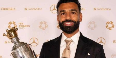 محمد صلاح يكتب التاريخ.. أفضل لاعب في إنجلترا للمرة الثالثة و5 جوائز فردية بموسم واحد - الكويت الاخباري