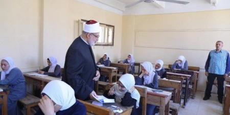 اليوم.. طلبة الثانوية الأزهرية يؤدون امتحانات الدور الثاني - الكويت الاخباري