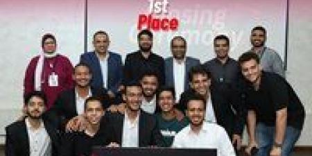 طلاب هندسة بنها يبدعون في "صُنع في مصر" بمشروع روبوت مدعوم بالذكاء الاصطناعي - الكويت الاخباري