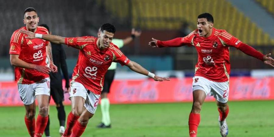 الأهلي يتخطي بتروجيت بثلاثية مثيرة في الدوري - الكويت الاخباري