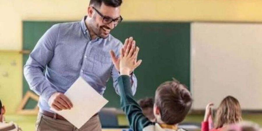 بعد مد مهلة تسجيل ترقيات المعلمين إلكترونيًا حتى 8 مايو.. رابط وخطوات التسجيل - الكويت الاخباري