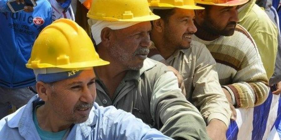 في عيد العمّال.. أجر شهر ونصف مكافأة نهاية الخدمة للعامل بعد بلوغه المعاش - الكويت الاخباري