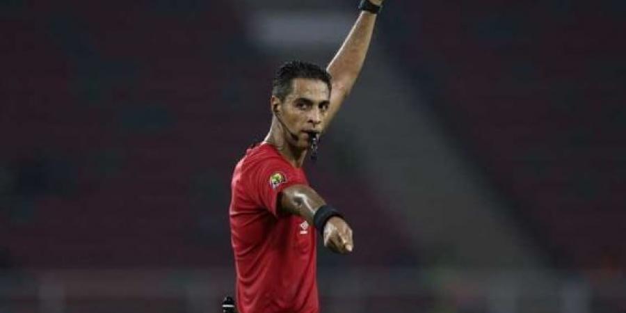 امين عمر حكما لمباراة الزمالك والمصري - الكويت الاخباري