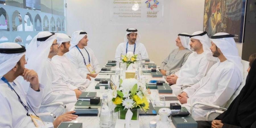 «الإمارات للسياحة» يناقش إطلاق منصة رقمية للباقات السياحية - الكويت الاخباري