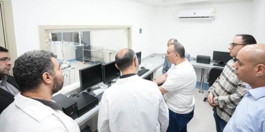تجهيزات عالمية ورعاية متكاملة.. محافظ أسيوط يشهد التشغيل التجريبي لوحدة قسطرة القلب - الكويت الاخباري