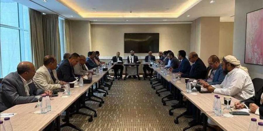 العرادة يؤكد: إنهاء تمرد الحوثي واستعادة الدولة مسؤولية وطنية كبرى - الكويت الاخباري
