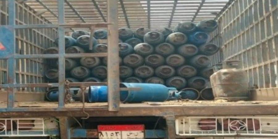 ضبط 4000 لتر سولار مهرب و160 طن أسمدة زراعية مقلدة ومغشوشة بالجيزة - الكويت الاخباري