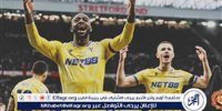 مدرب كريستال بالاس يحث لاعبيه على تحطيم الرقم القياسي لعدد النقاط في الدوري الإنجليزي - الكويت الاخباري